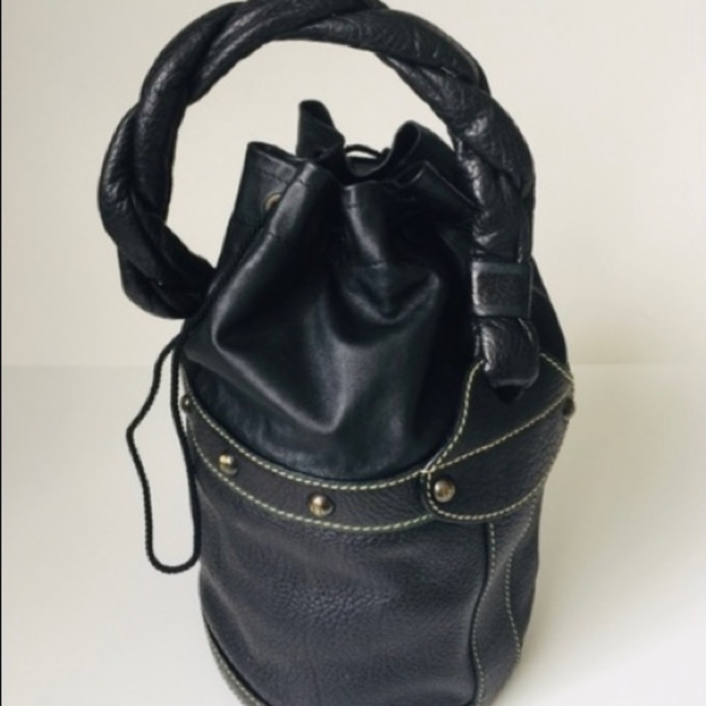 Fendi black leather Palazzo shoulder bucket bag Authentic - Picture 3 of 13